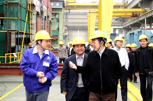 嚴(yán)建文董事長陪同中國工程院高金吉院士、中國工程院譚建榮院士考察現(xiàn)場 嚴(yán)建文董事長陪同中國工程院高金吉院士、中國工程院譚建榮院士考察現(xiàn)場